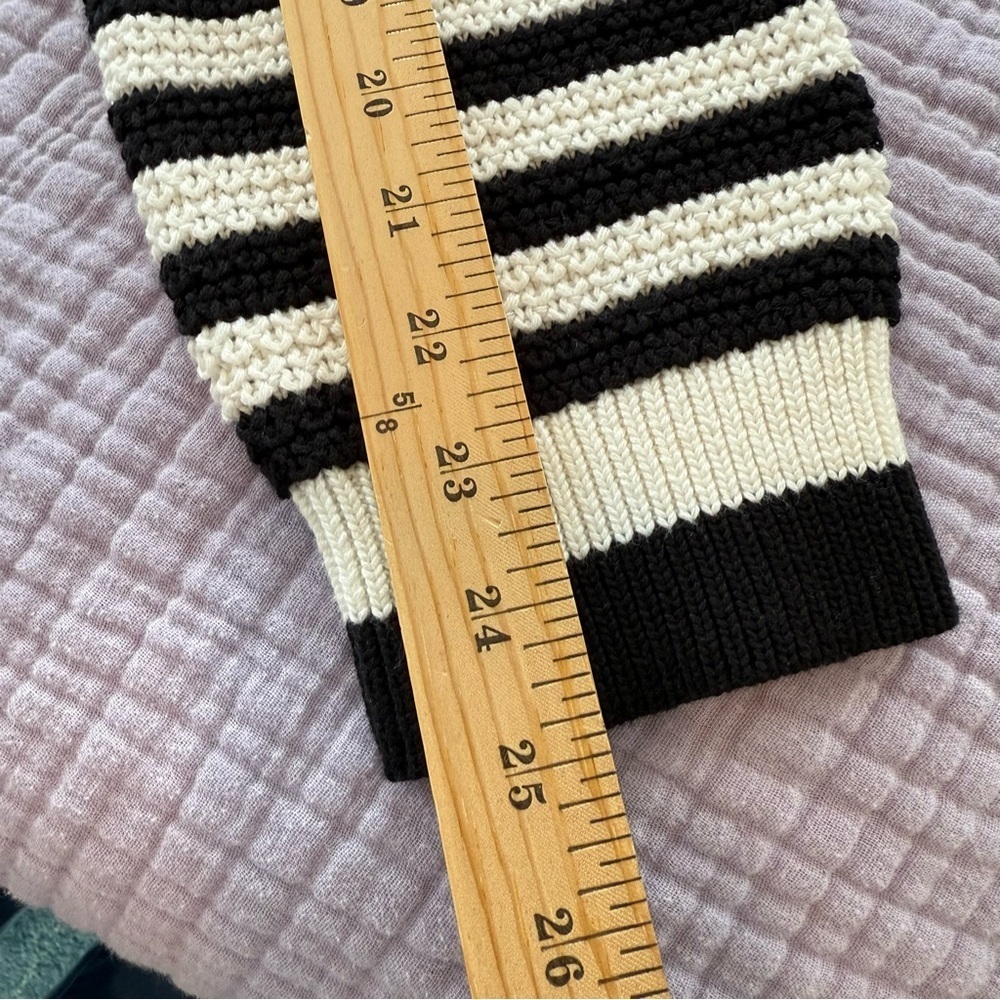 Striped Black and White Women's Cardigan Sweater w/ Gold Buttons, Size L - Picture 9 of 10